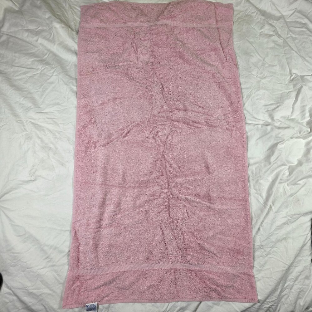 Vintage Royal Velvet By Fieldcrest Pink Bath Towel 100% Cotton Plush Absorbent